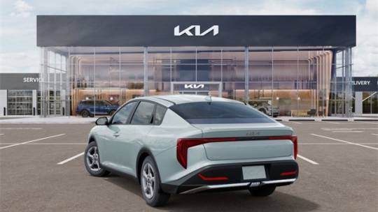 2025 Kia K4