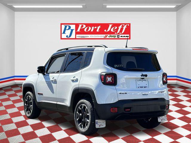 2023 jeep renegade trailhawk