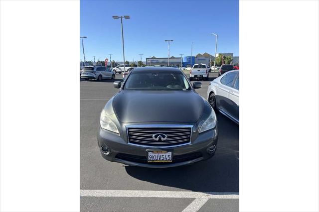 2011 infiniti m37x base