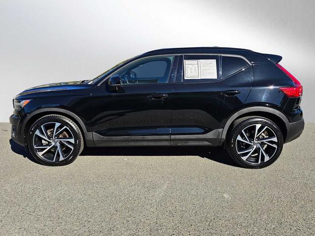 2021 volvo xc40 t5 r-design