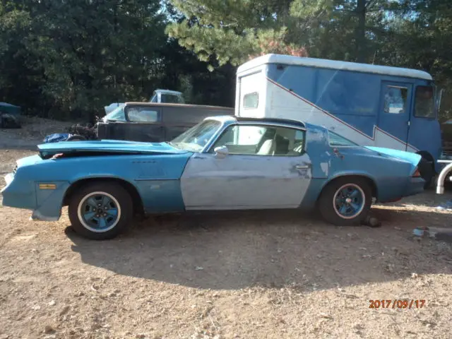 1979 camaro z28 t-top car