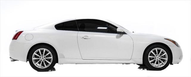 2011 infiniti g37 sport