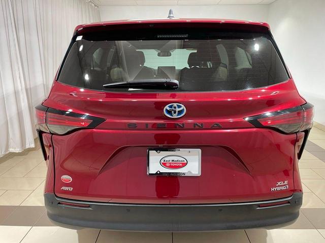 2021 toyota sienna xle