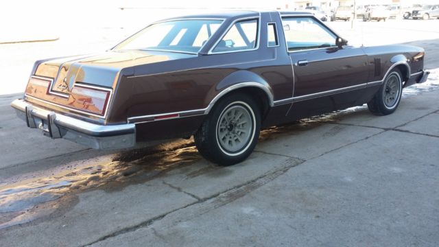 1978 ford thunderbird *very clean* *excellent driver*