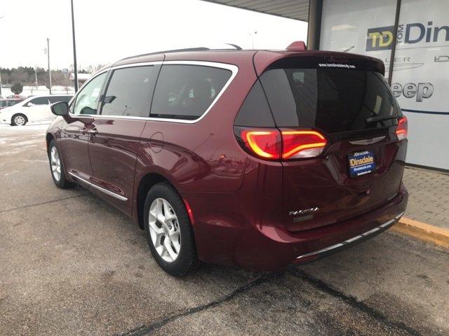 used 2017 chrysler pacifica touring-l plus hastngs, ne 68901 for sale in good samaritan village, nebraska