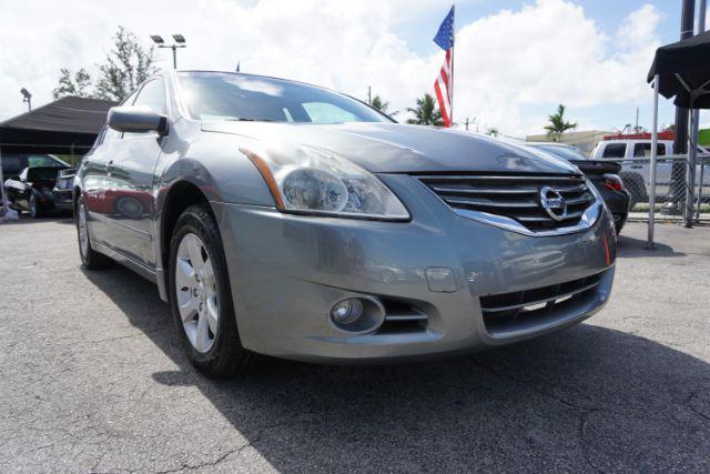 2012 nissan altima s