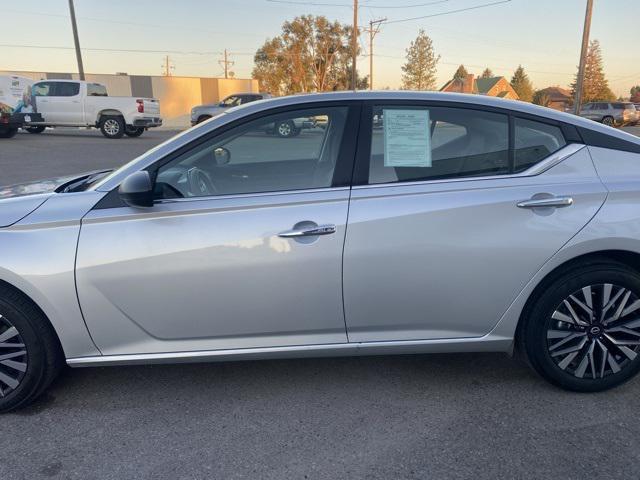 2024 nissan altima 2.5 sv