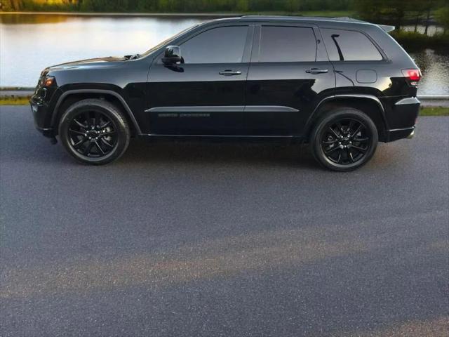 2017 jeep grand cherokee altitude