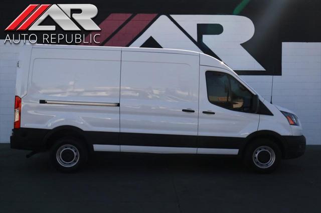 2020 ford transit-250 base