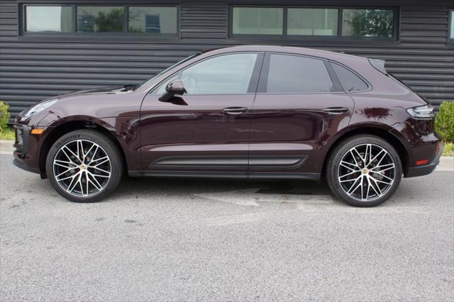 2024 porsche macan base