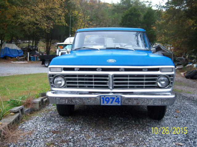 1974 ford f100 custom long bed pickup truck