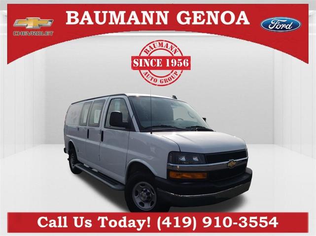 2022 chevrolet express 2500 work van