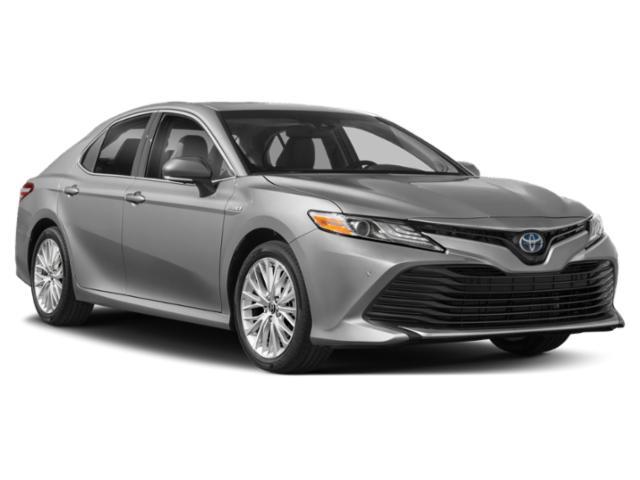 2019 toyota camry hybrid xle
