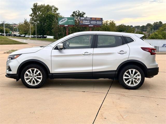 2022 nissan rogue sport s