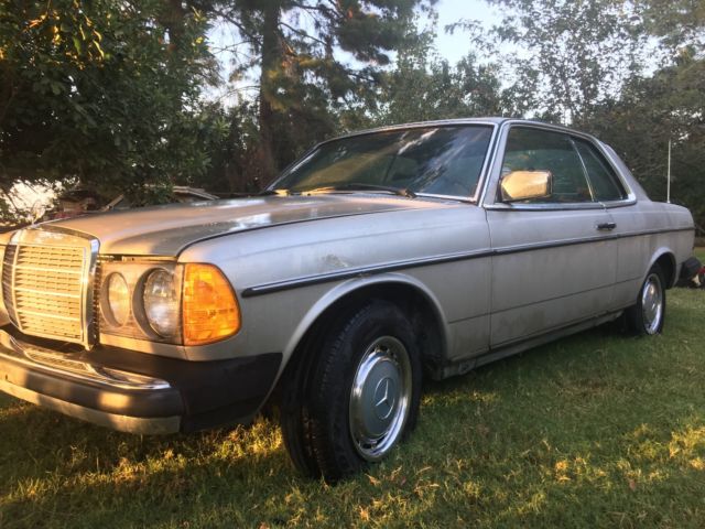 1979 mercedes benz 300cd diesel coupe ***low reserve***