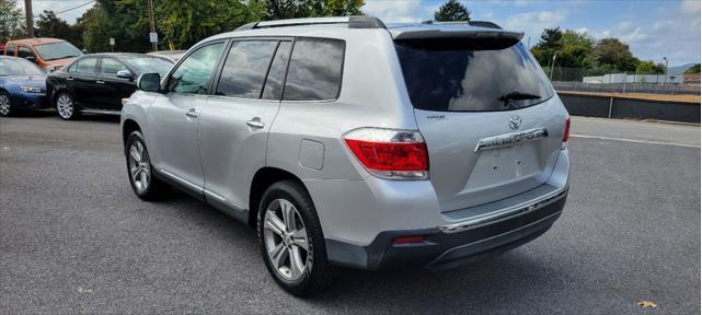 2011 toyota highlander limited