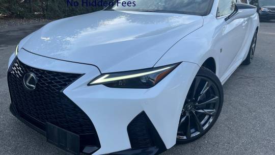 2022 Lexus IS