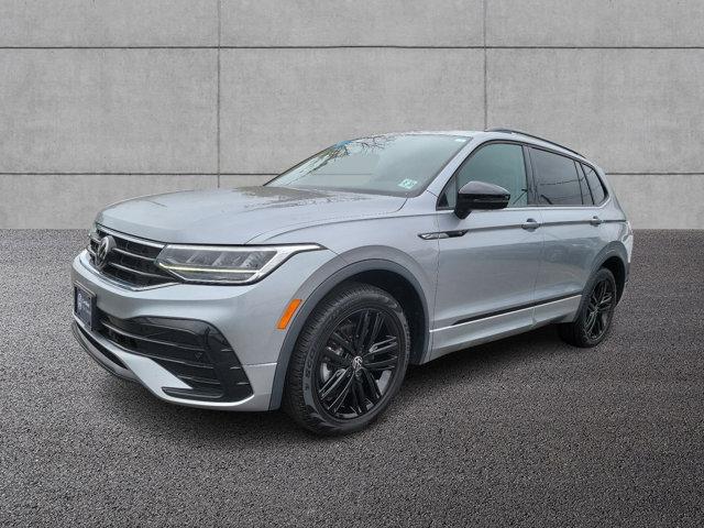 2022 volkswagen tiguan 2.0t se r-line black