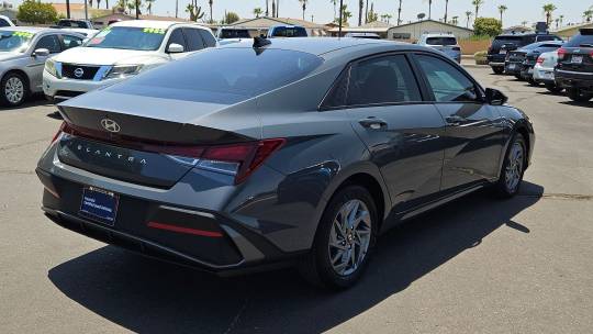 2024 Hyundai Elantra