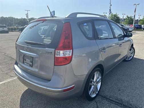 2011 hyundai elantra touring in saint louis, missouri