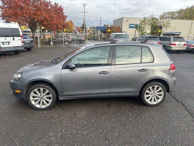 2012 volkswagen golf base