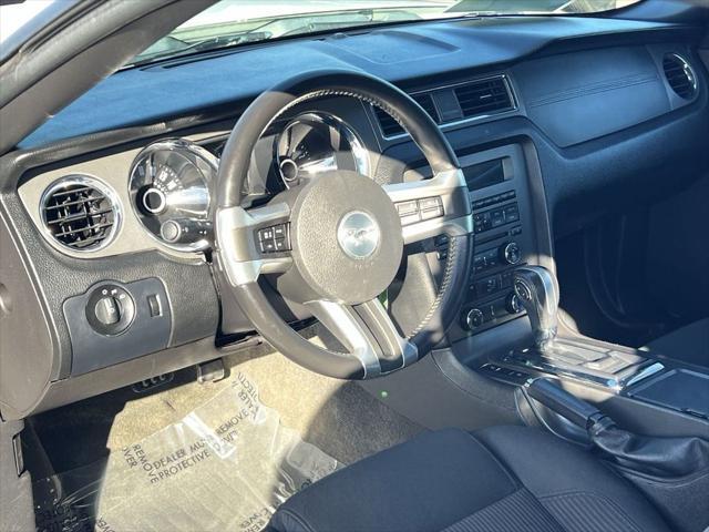 2014 ford mustang v6
