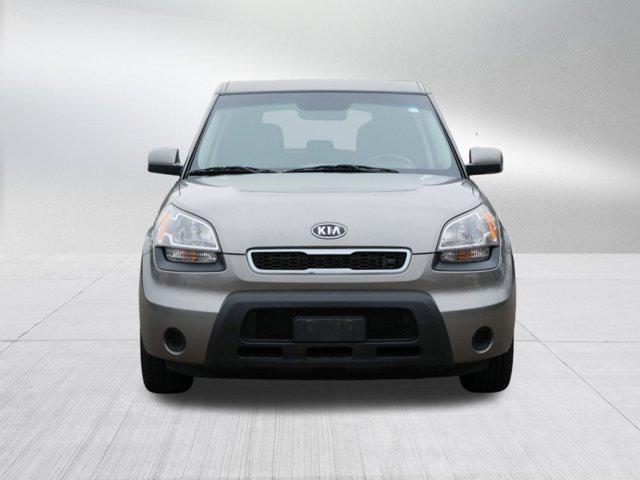 2011 kia soul +