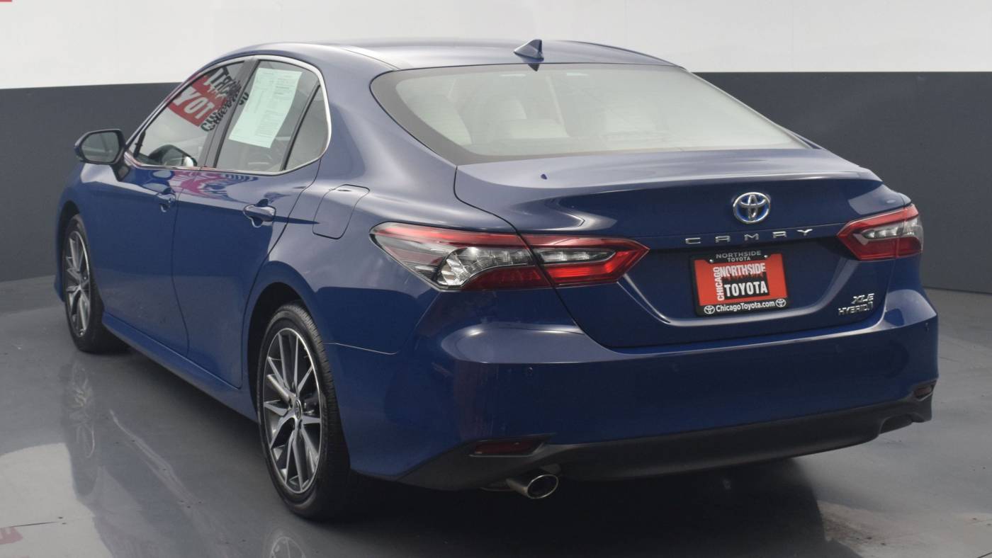 2023 toyota camry hybrid xle