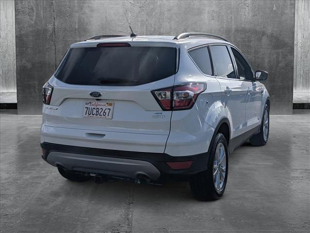 2017 ford escape se