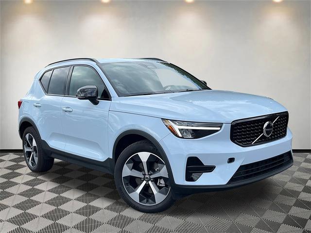 2024 volvo xc40 b5 core