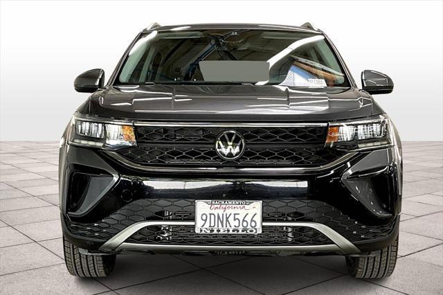 2023 volkswagen taos 1.5t se