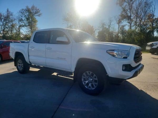 2019 toyota tacoma in chicago, illinois
