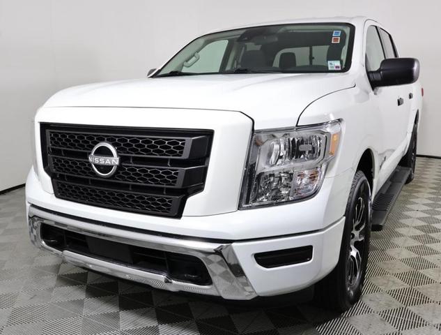 2023 nissan titan sv