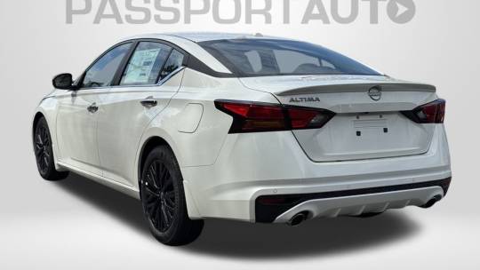 2025 Nissan Altima