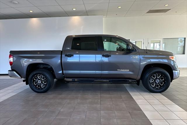 2016 toyota tundra sr5