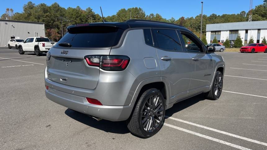 2022 jeep compass