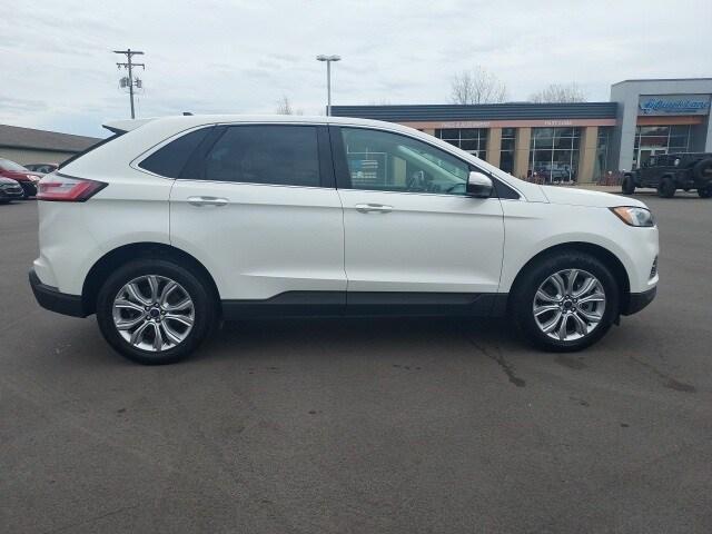 2022 ford edge titanium
