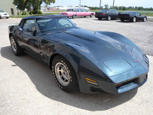 1981 corvette 4 speed 3 owners