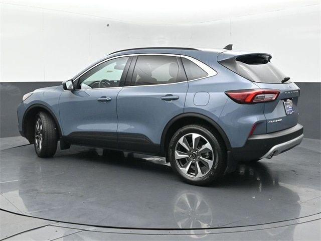 2023 ford escape platinum in woodridge, illinois
