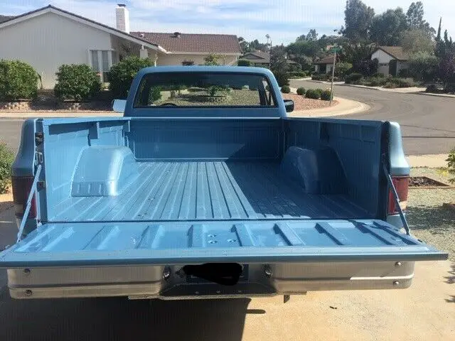 1985 3/4 ton pick up