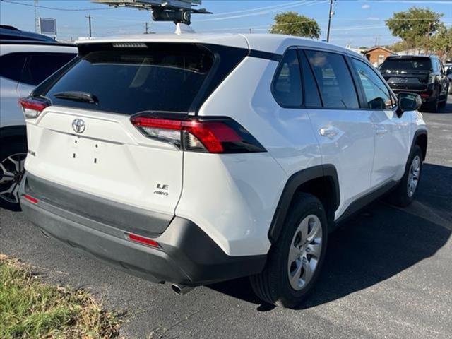 2024 toyota rav4 le