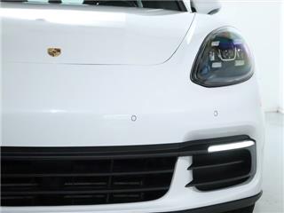 2017 Porsche Panamera 4