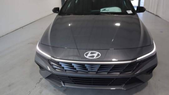 2025 Hyundai Elantra