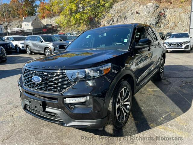 2022 ford explorer st-line