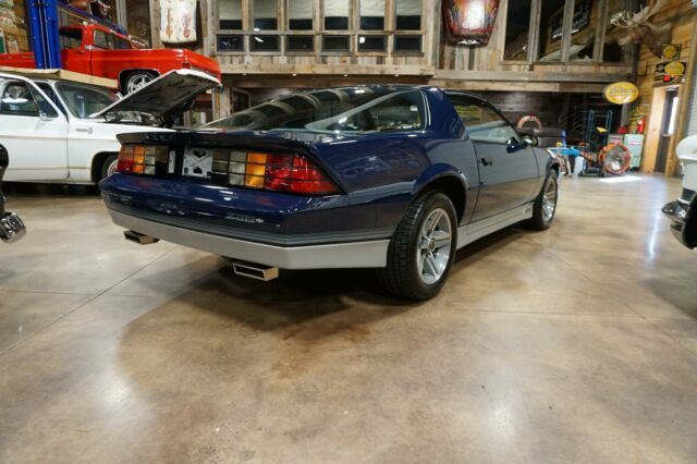 1985 chevrolet camaro z28 sport 13,564 miles blue 8 cylinder engine 5.0l/305 au