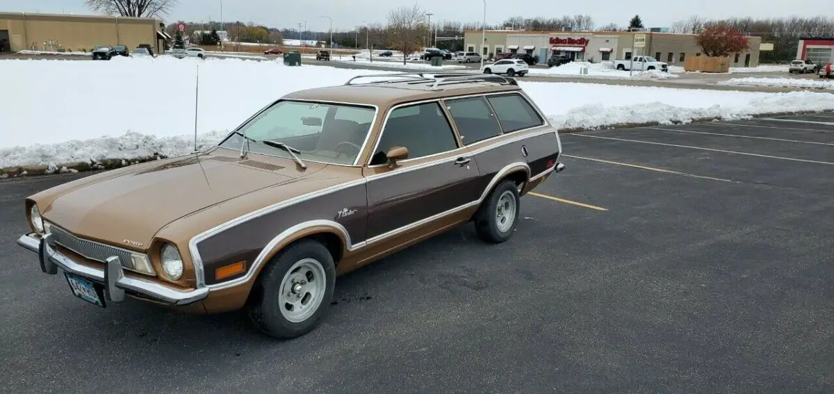 1972 ford pinto station wagon squire 4 speed