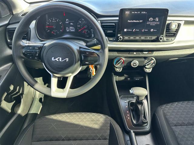 2022 kia rio lx