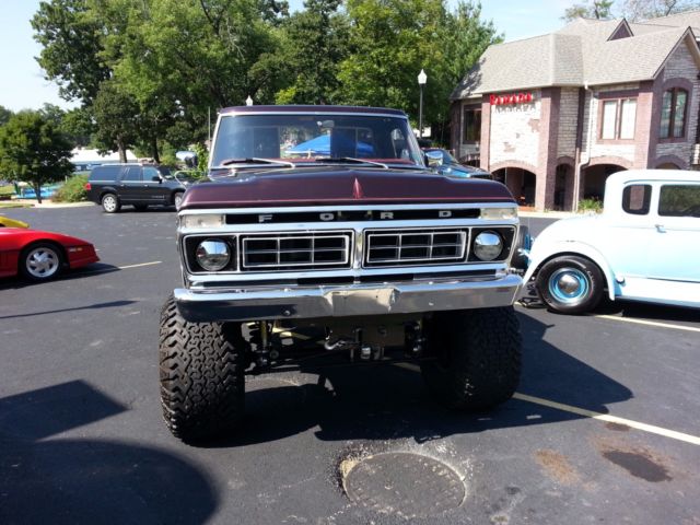 1976 ford ranger xlt 4x4 lifted showtruck