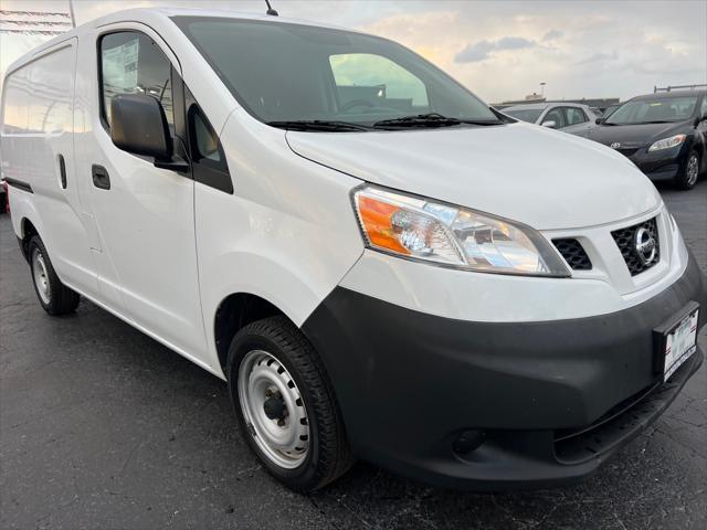 2013 nissan nv200 sv