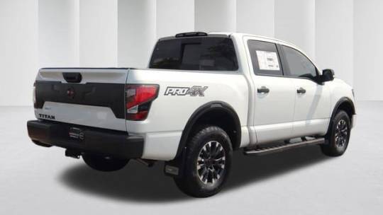 2024 Nissan Titan pro-4x